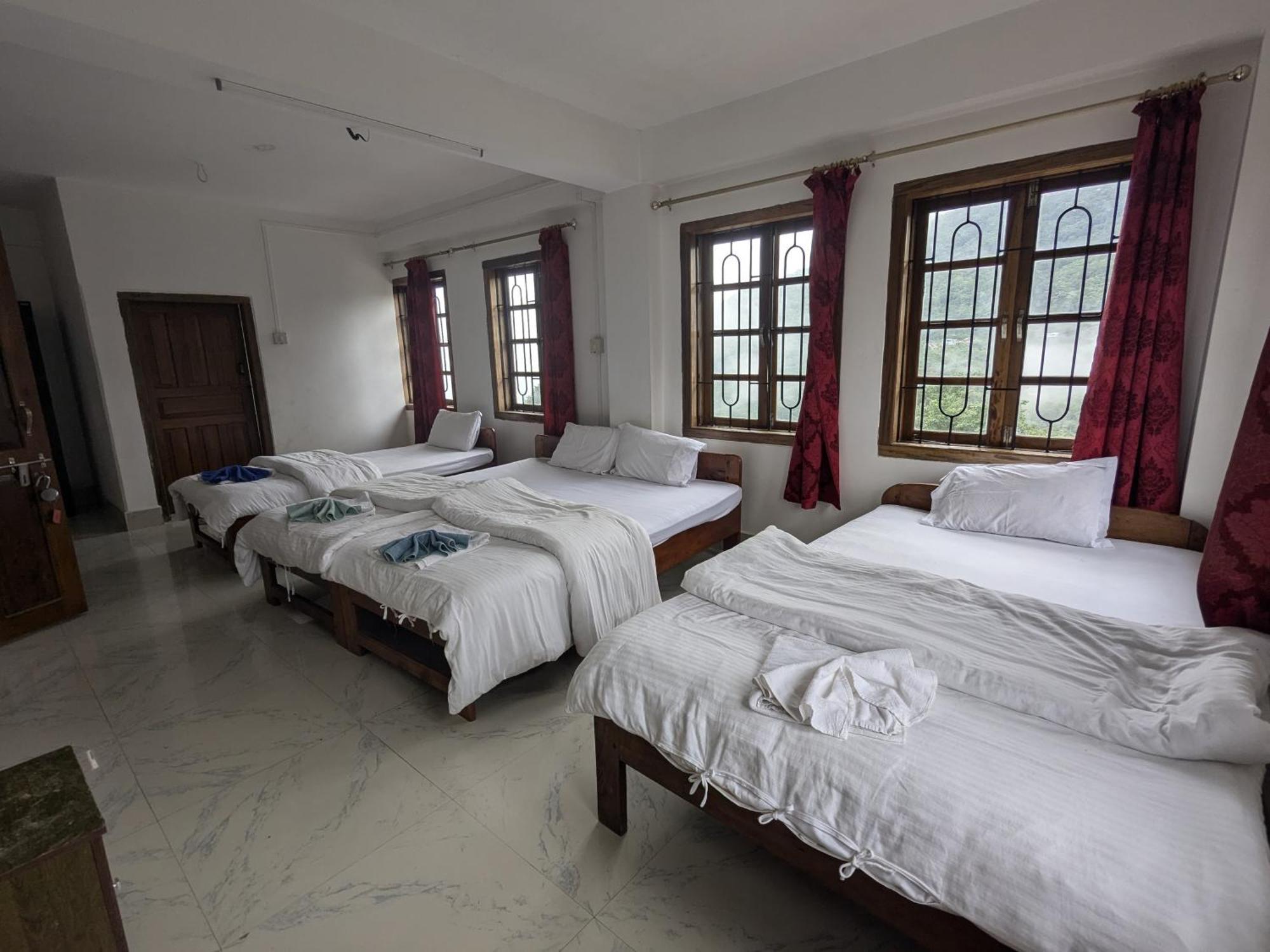 Dovipie Inn Kohima Exterior photo
